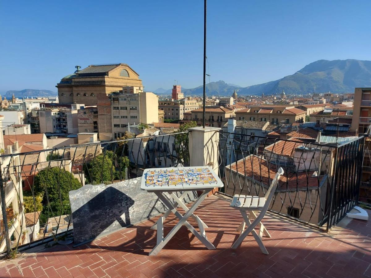 Casa Vacanze Francesca Hotel Палермо Екстериор снимка