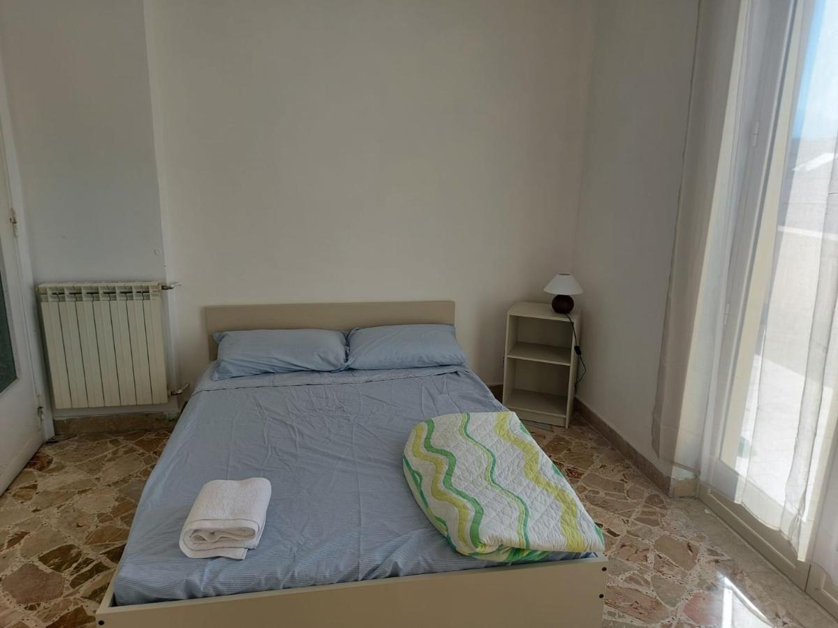 Casa Vacanze Francesca Hotel Палермо Екстериор снимка